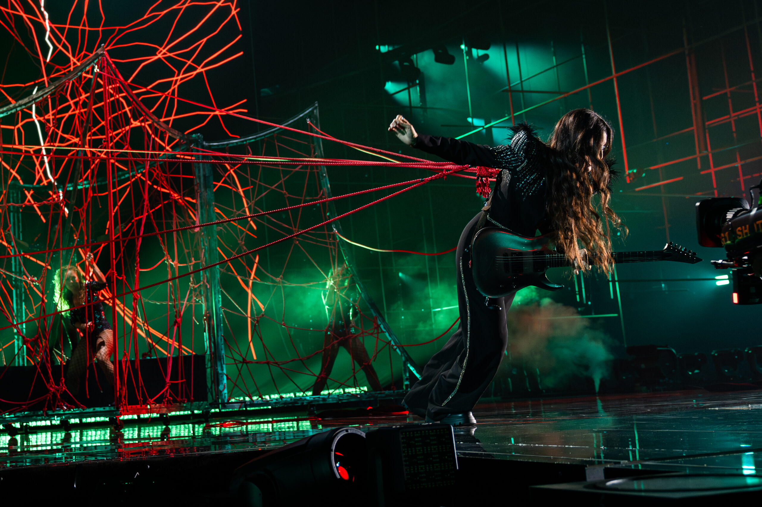 XTRA REHEARSALS — 🇨🇭 Ropes and cages for Switzerland